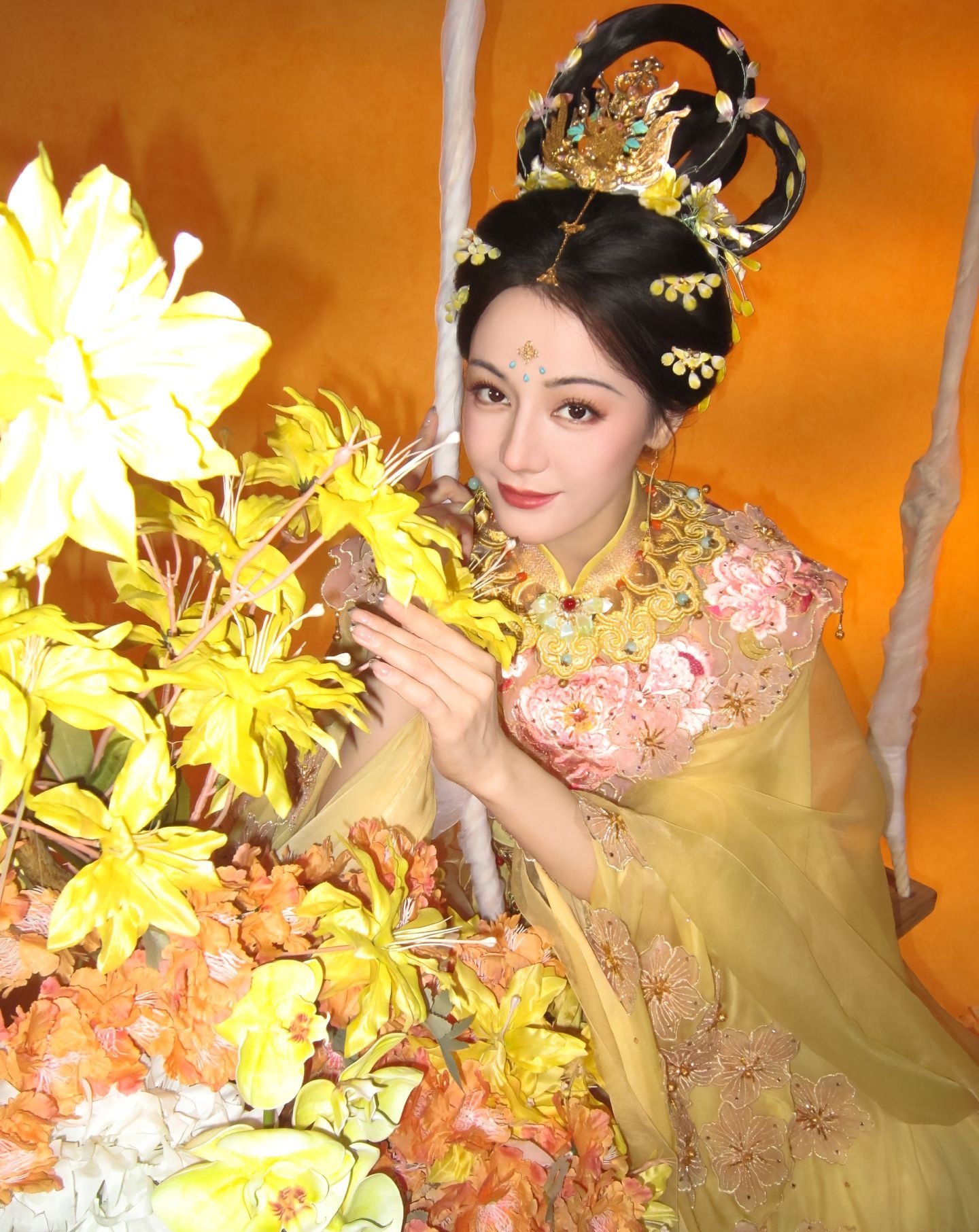 迪丽热巴不管什么造型都好美啊，希望她身体健康！ 