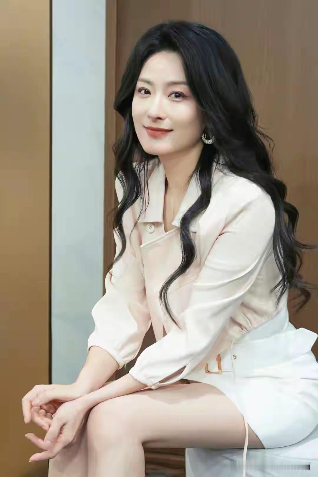吉林出美女啊，像照片中的这位女演员还有郝蕾、杨童舒、刘浩存等都是来自于吉林的，可
