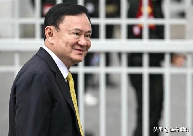 他信5月假释计划又生变？
 
泰国前总理他信5月假释计划，刚要尘埃落定之时，又被