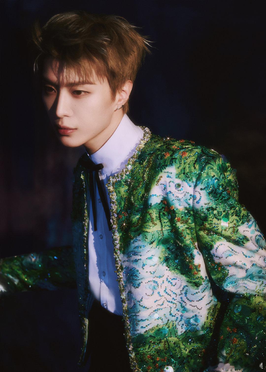 范丞丞赢家信条首秀范丞丞跨晚造型范丞丞跨晚造型来啦，好帅啊，期待今晚新歌首秀 