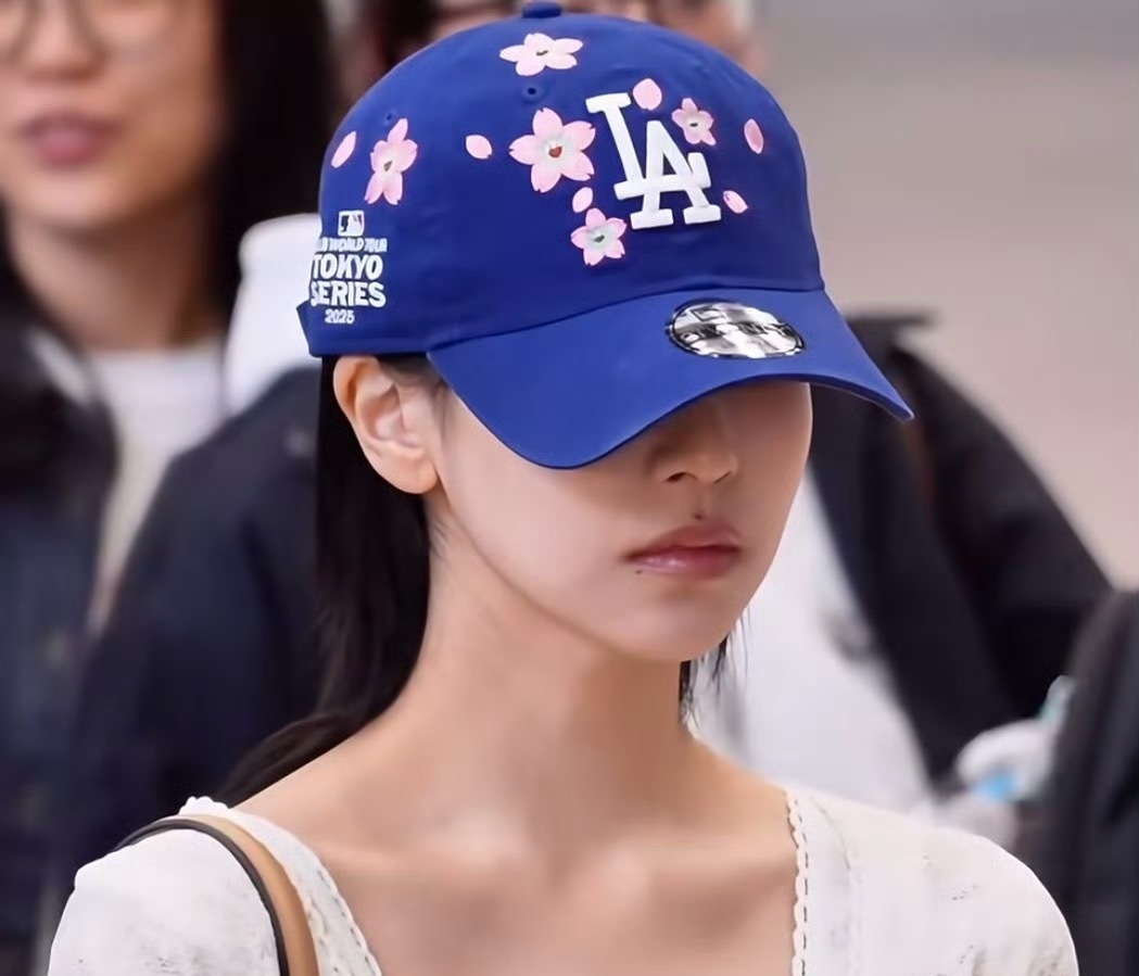直观的体会下脸 又窄又小带鸭舌帽有多好看 ​​​