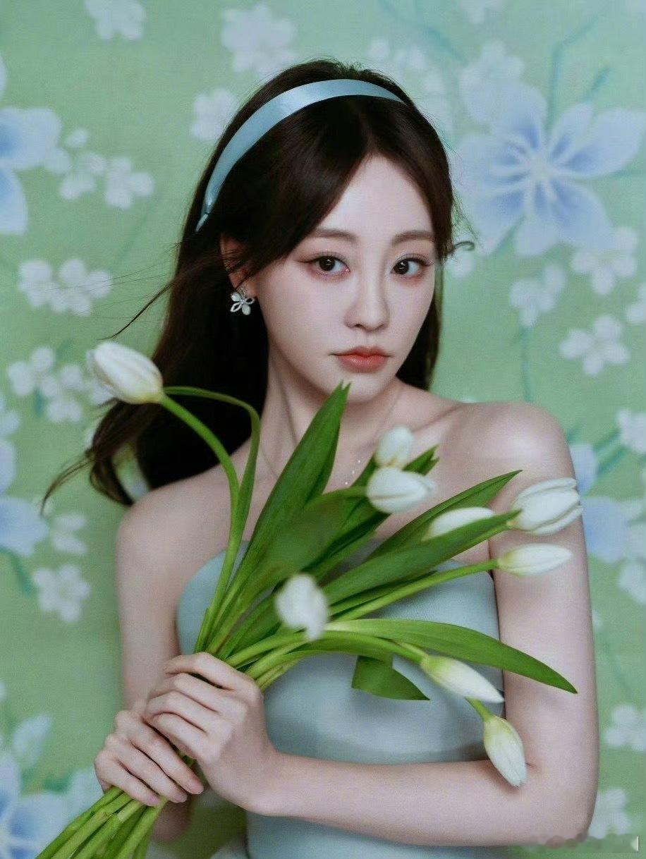 祝绪丹已经差不多450天没有进组了，为何她的热度每次都是昙花一现？去年她的声量还