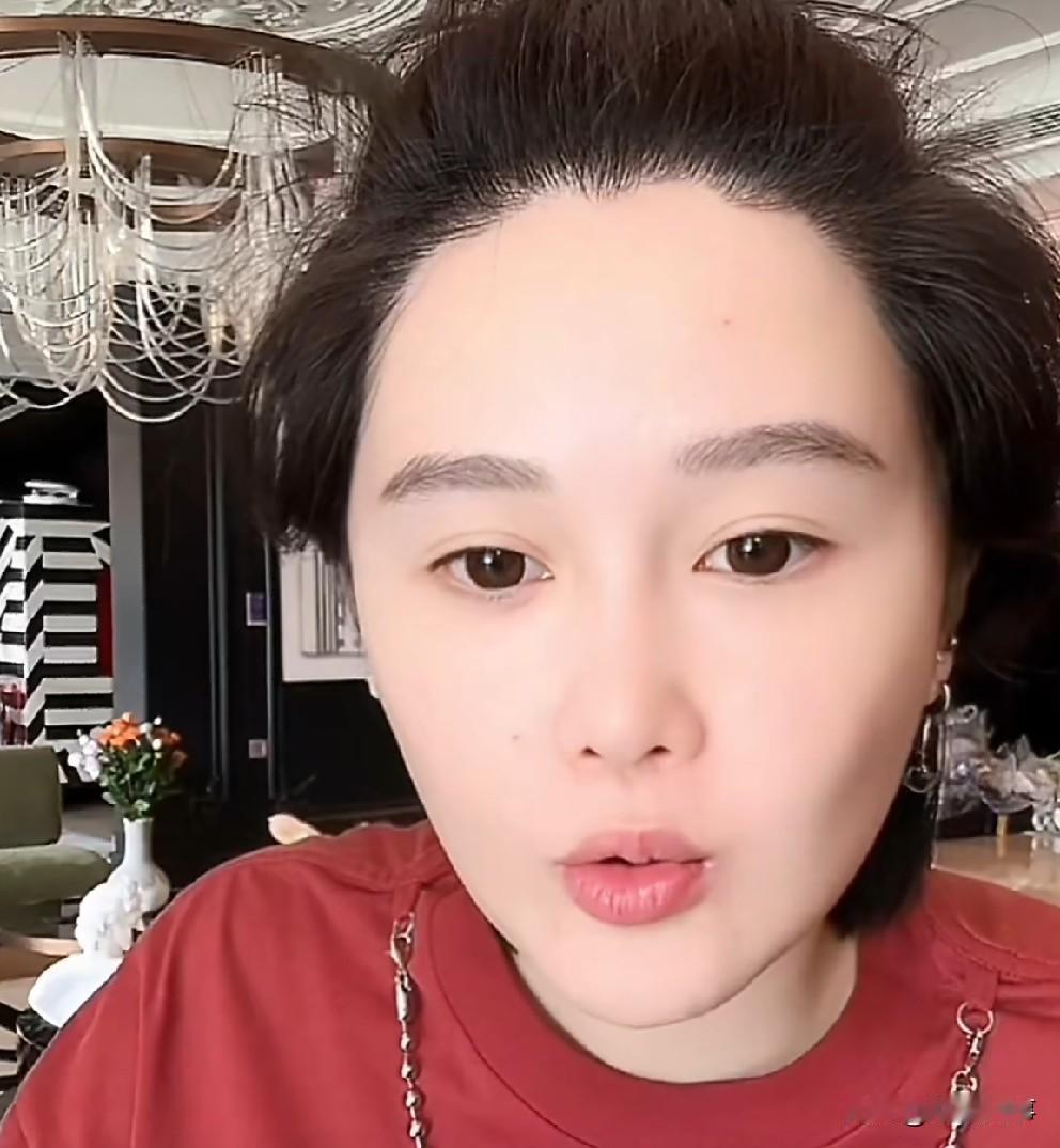 球球称以后家里不养闲人，家族式卖货！

         球球要整家族式卖货，把