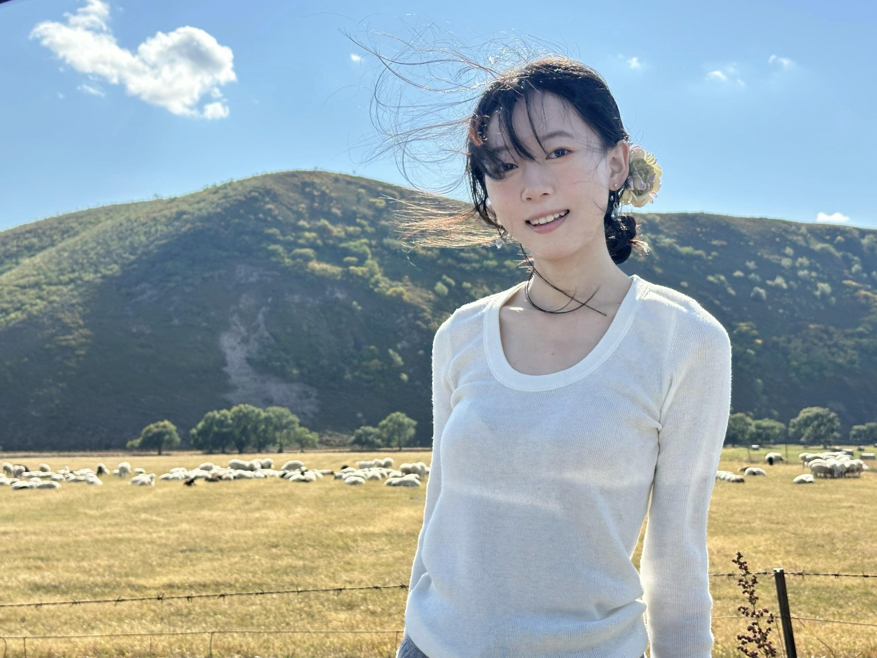 我希望阳光和幸福一起穿过我的瞳孔