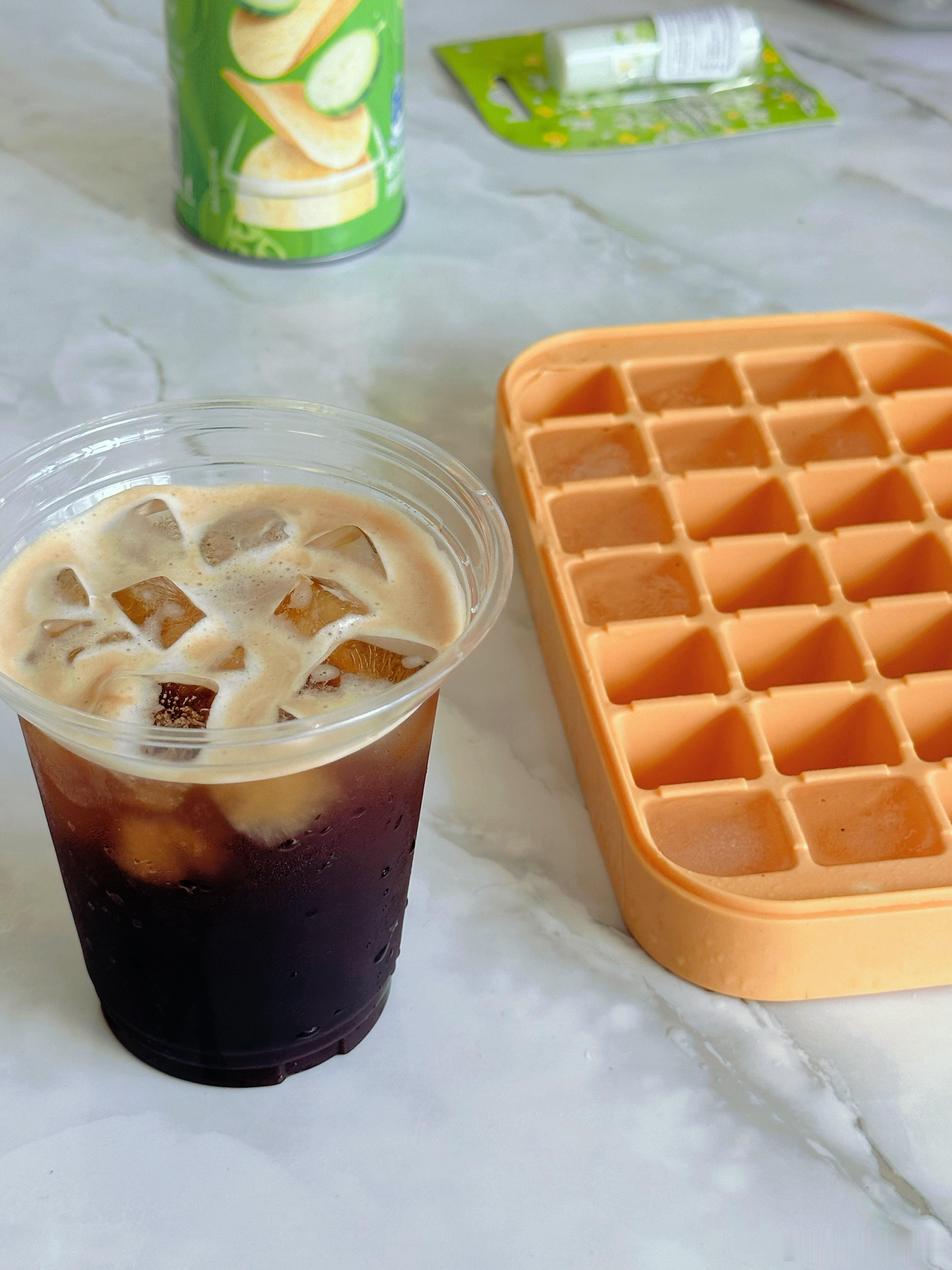 今天第三杯[可乐]自己做的kk牌冰美最好喝[偷乐]  ​​​