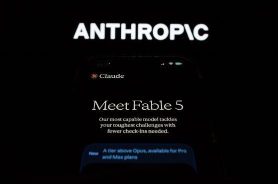印度被掐断访问权的一夜，验证了中国三十年自立的逻辑。

Anthropic的Fa