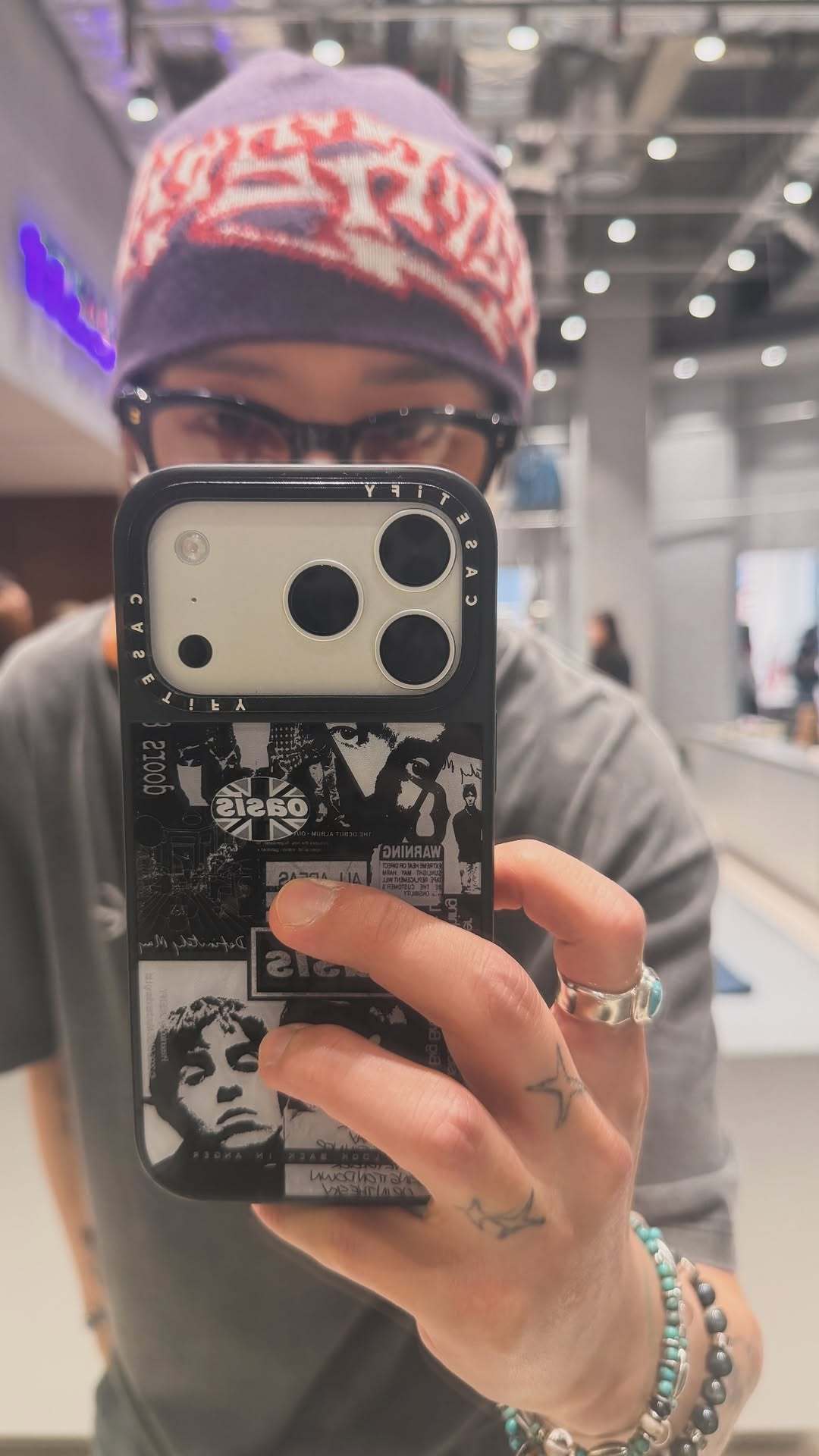 “CB百蓝_。260703金钟云 ins story更新： 
