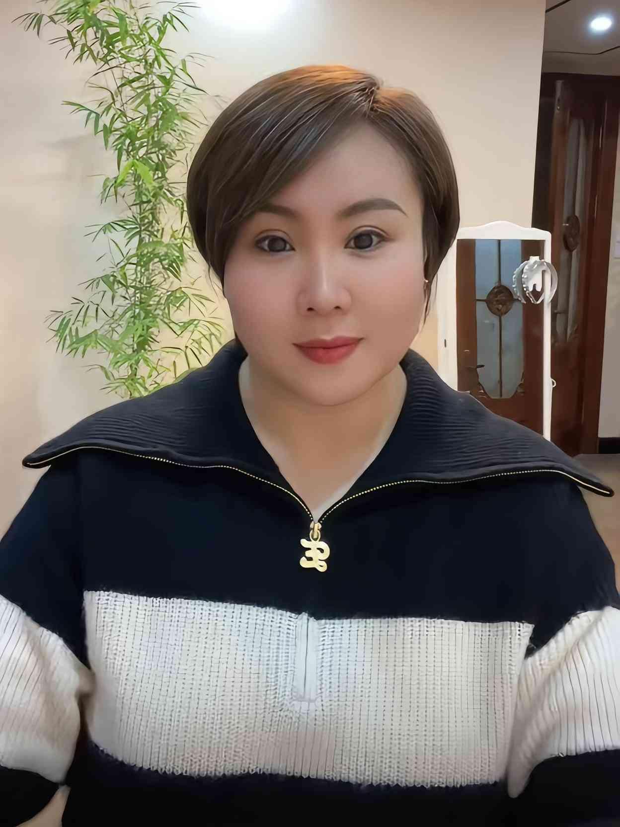 李琳明牌了：以后孩子们各回各家、各找各妈、各自精彩，谁也不要道德绑架谁！

估计