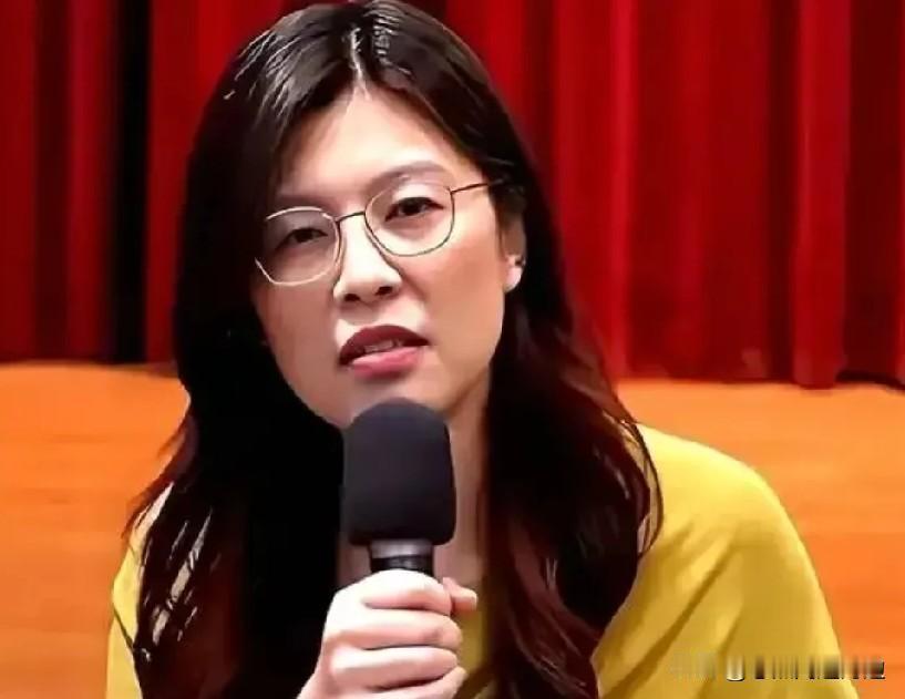 国民党主席郑丽文发表声明
5月6日，国民党针对“防务特别条例”究竟是3800亿+