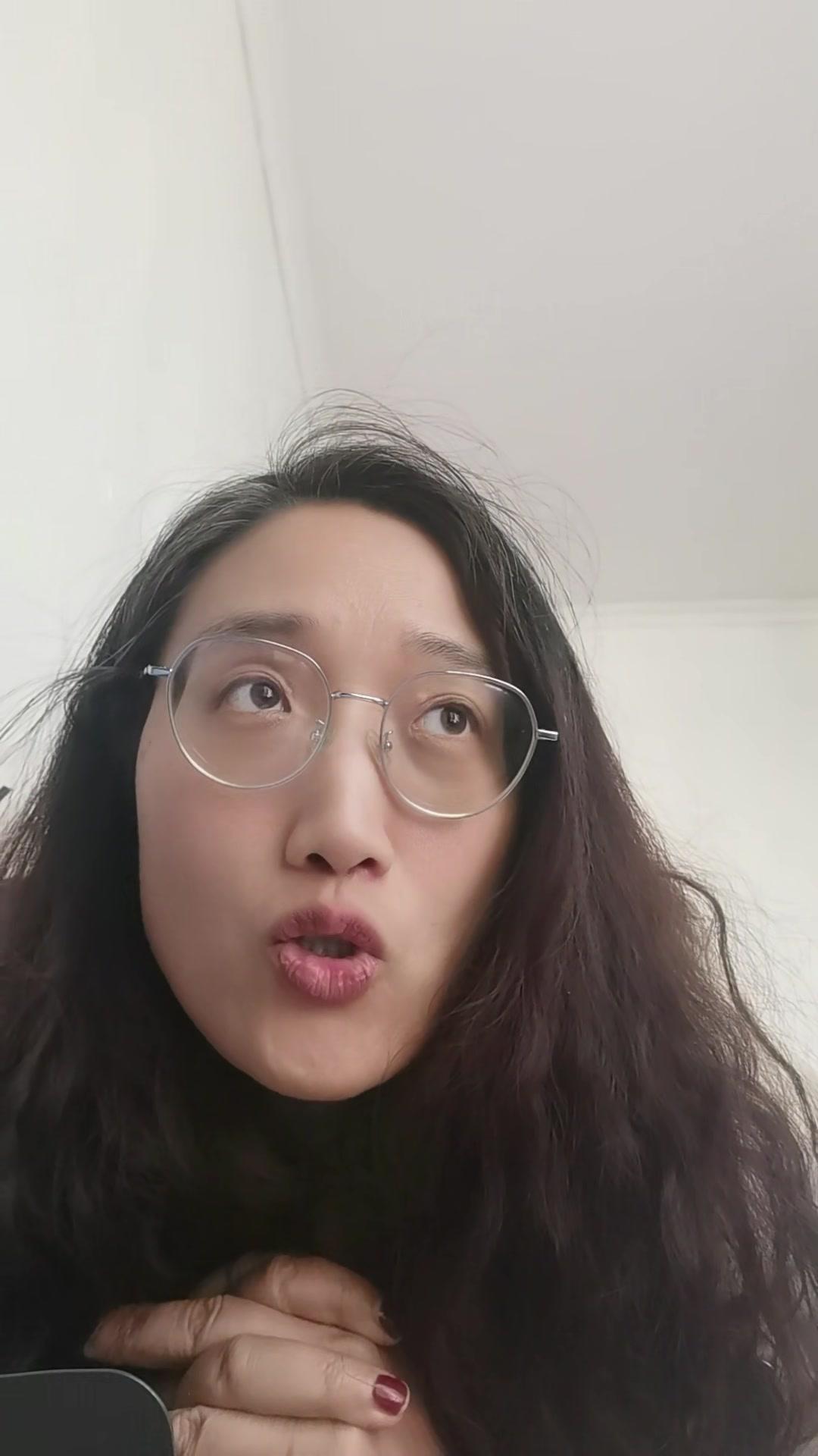 成为董宇辉这样的人，你行吗？🌿董宇辉的豁达真的很让人佩服。面对各种恶意评价，同