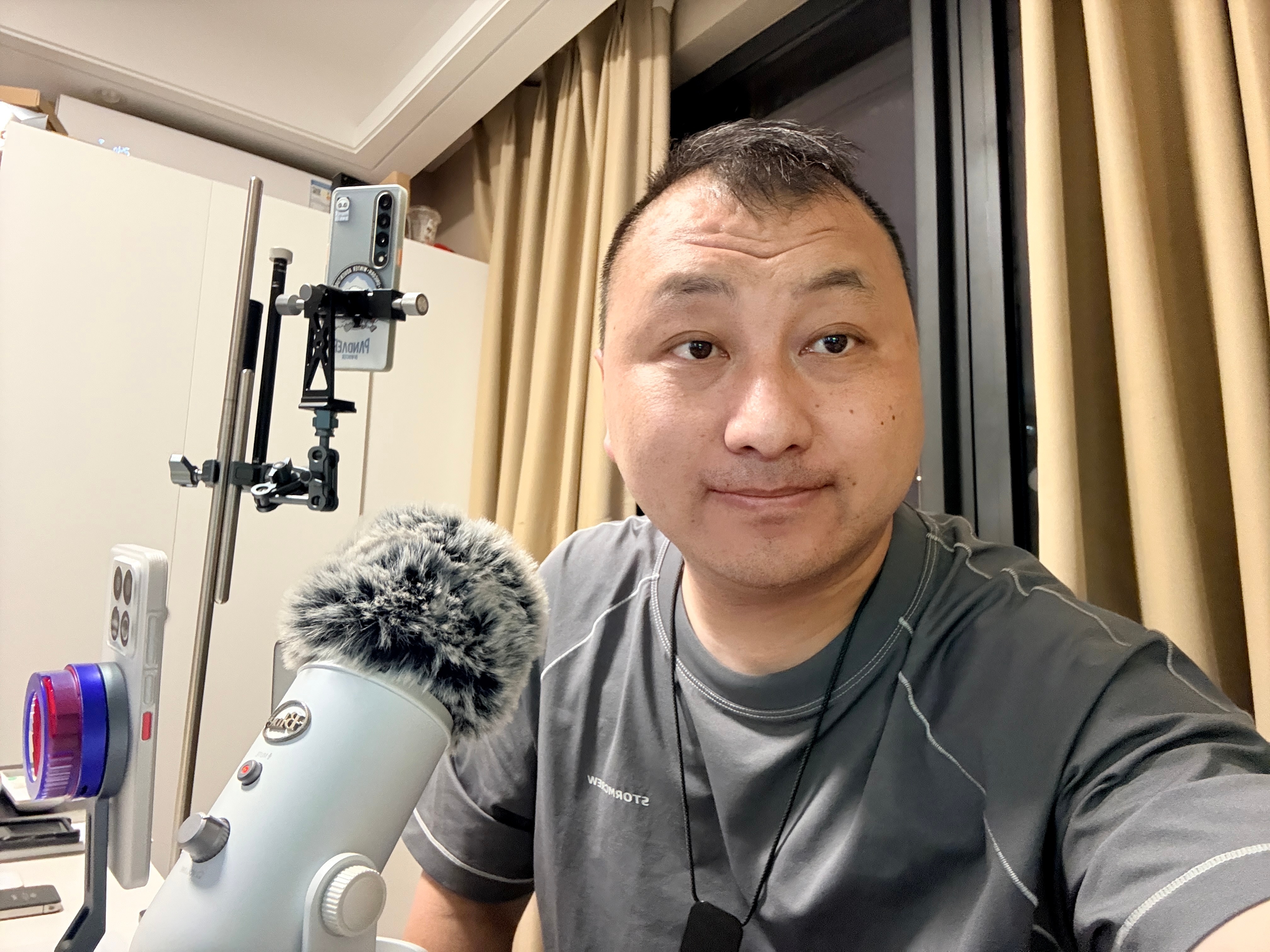 最近有朋友说我瘦了，因为真的没有时间想吃什么，吃的时候猛塞几口就完事，618 买