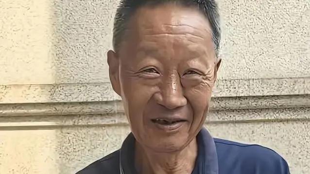 一句随口的嘱托，25年的深山坚守

四川内江人李国友的故事，听起来像是一个属于过