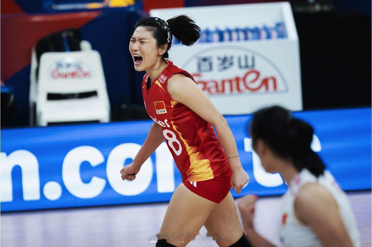2026世界女排联赛中国女排vs法国女排国家排球联赛 第二局中国队25-17再下