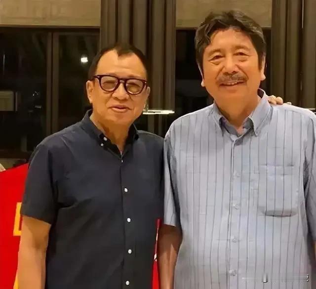 鲁迅侄孙竟是“欢喜哥”？周令飞悼念许绍雄：这才是真演员的样子！
 
谁能想到荧幕