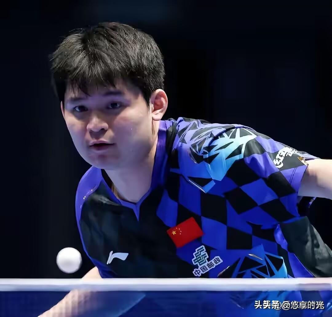 心疼小石头。林诗栋4‑0战胜王楚钦拿下亚运会男单冠军之后，赛后采访十分谦逊。他主