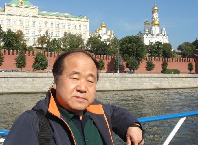 莫言在《生死疲劳》中写道：“那些王八蛋们都在伪装，都在演戏，他们口口声声教导我们