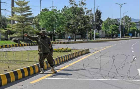 美伊谈判又整活了，美国那边都急得跳脚，上赶着要跟伊朗谈第二轮，可伊朗稳得一批，连