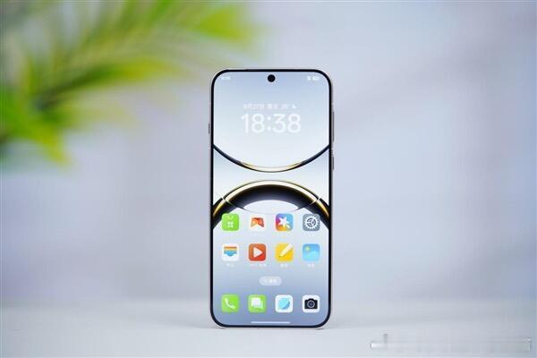 OPPO Find X8上手一段时间啦   今天给大伙唠唠它的优缺点~ 优点： 