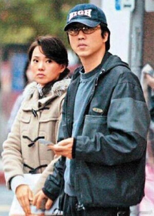 至今不知道庾澄庆家有多难搞伊能静的社交情商碾压多少人，唯独栽在庾家，这局真的无解