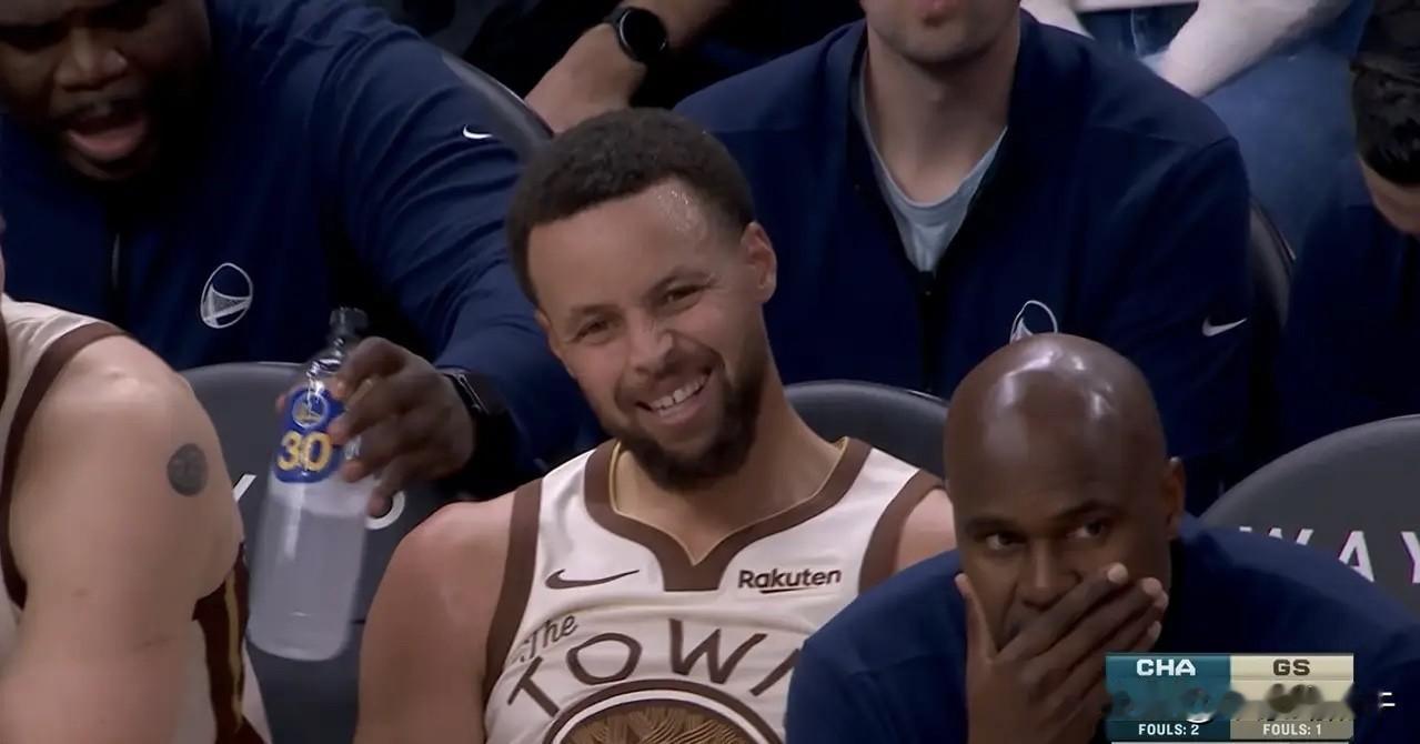 格林拿20分，勇士八人得分上双拿下黄蜂，不得不承认的一点就是底薪梅尔顿真香，这火