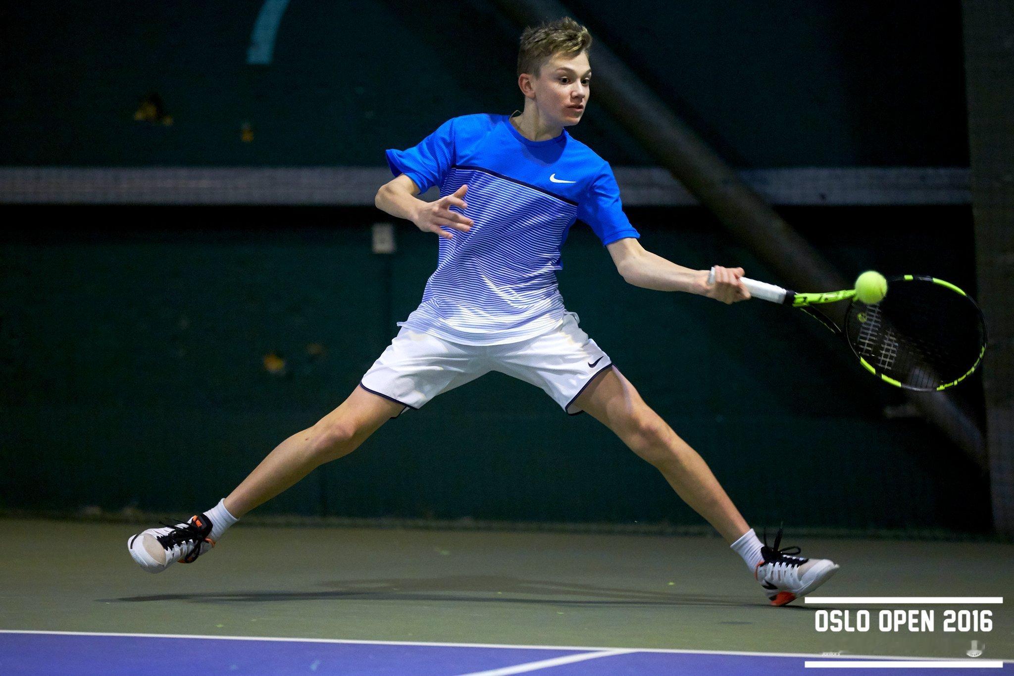 德雷珀小时候照片网坛风云