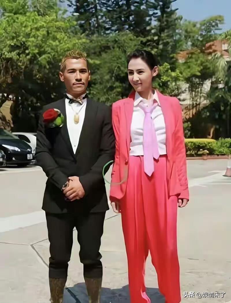 张柏芝龙凤胎弟弟张豪龙，竟是顶级滑水运动员！
迎娶化妆师，今年46岁，淡出镜头，
