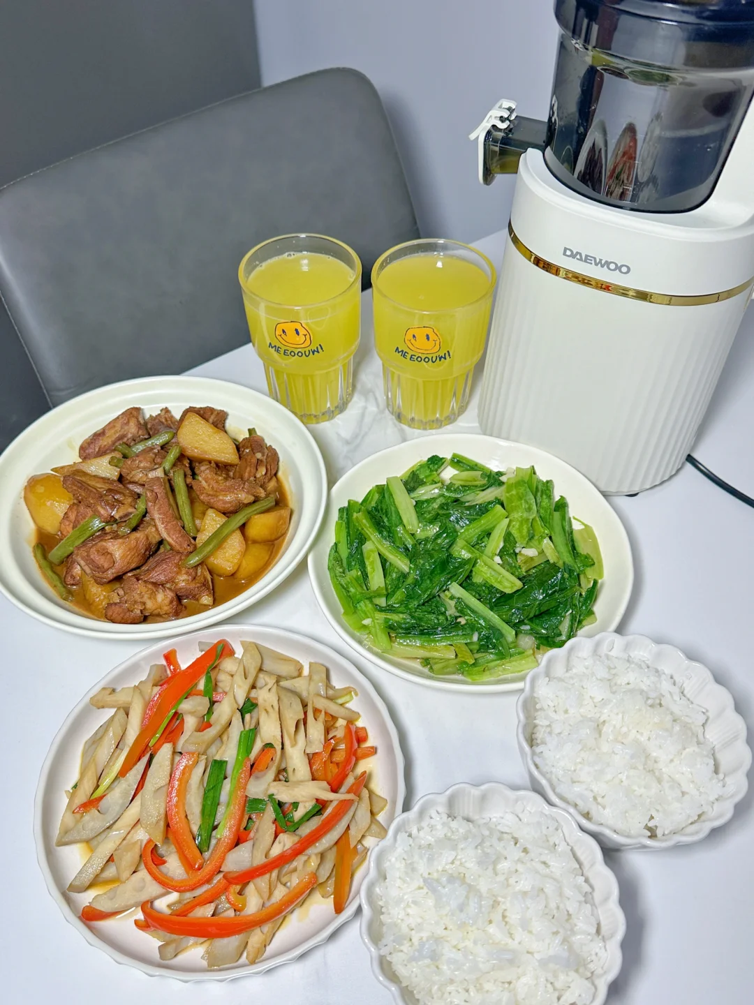 ✅晚餐分享｜排骨炖土豆➕蒜泥油麦菜➕炒藕丝