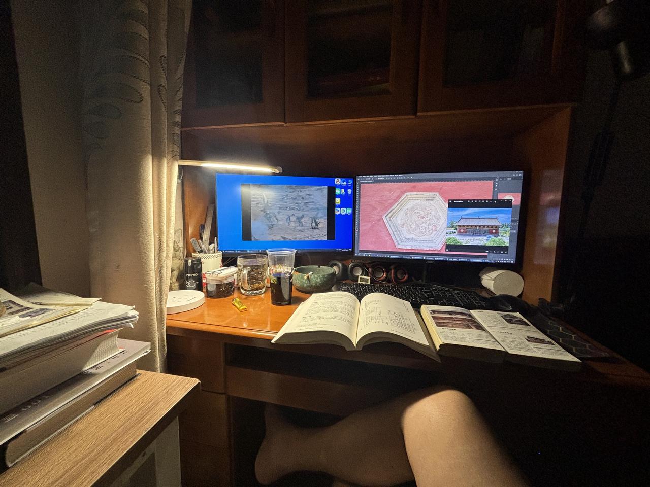 最近两个月工作状态：窗帘不开，台等不关，电脑不关，烟酒、垃圾跑腿送，手机飞行模式