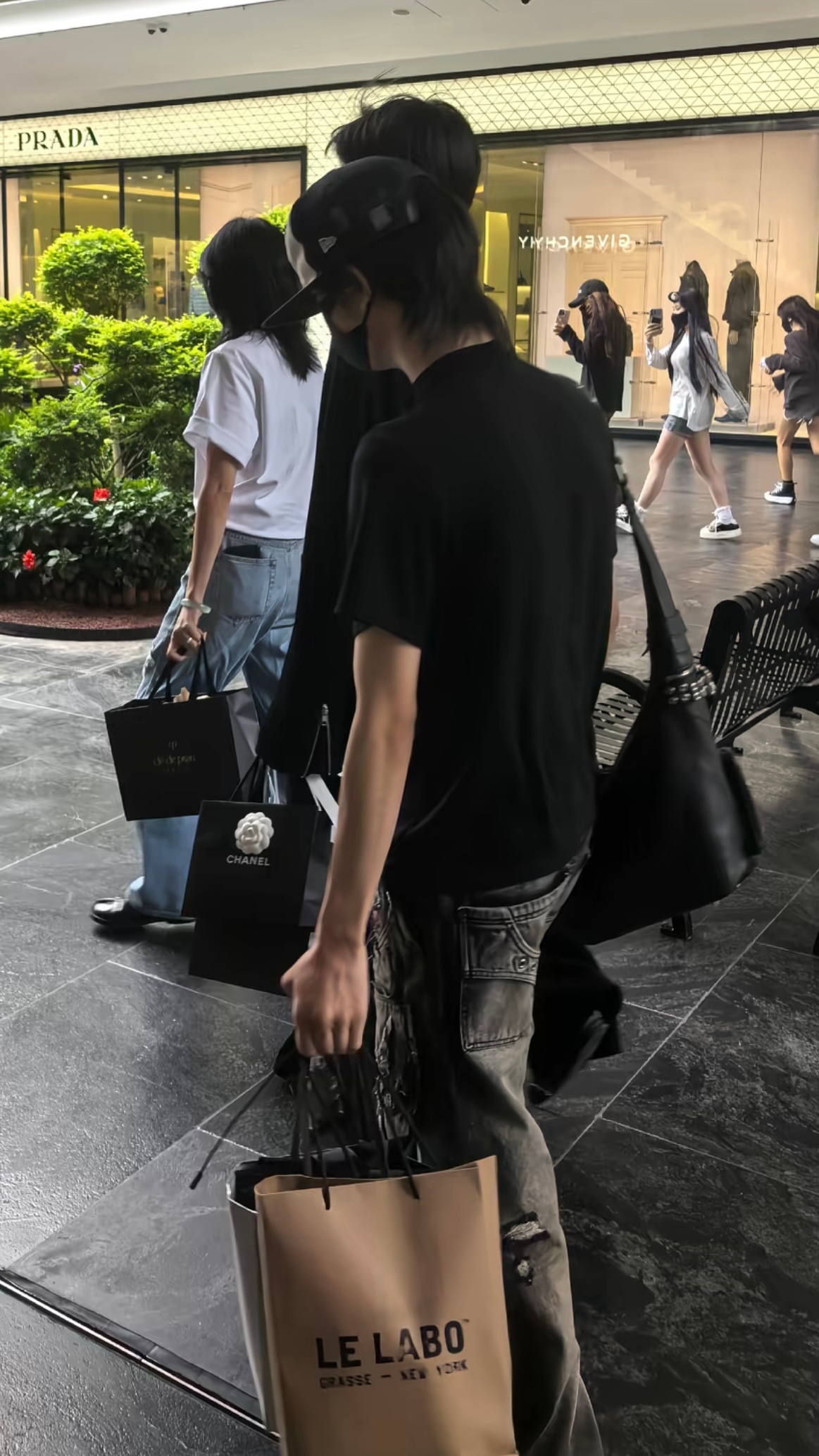 尼玛我今天应该在SKP才对 