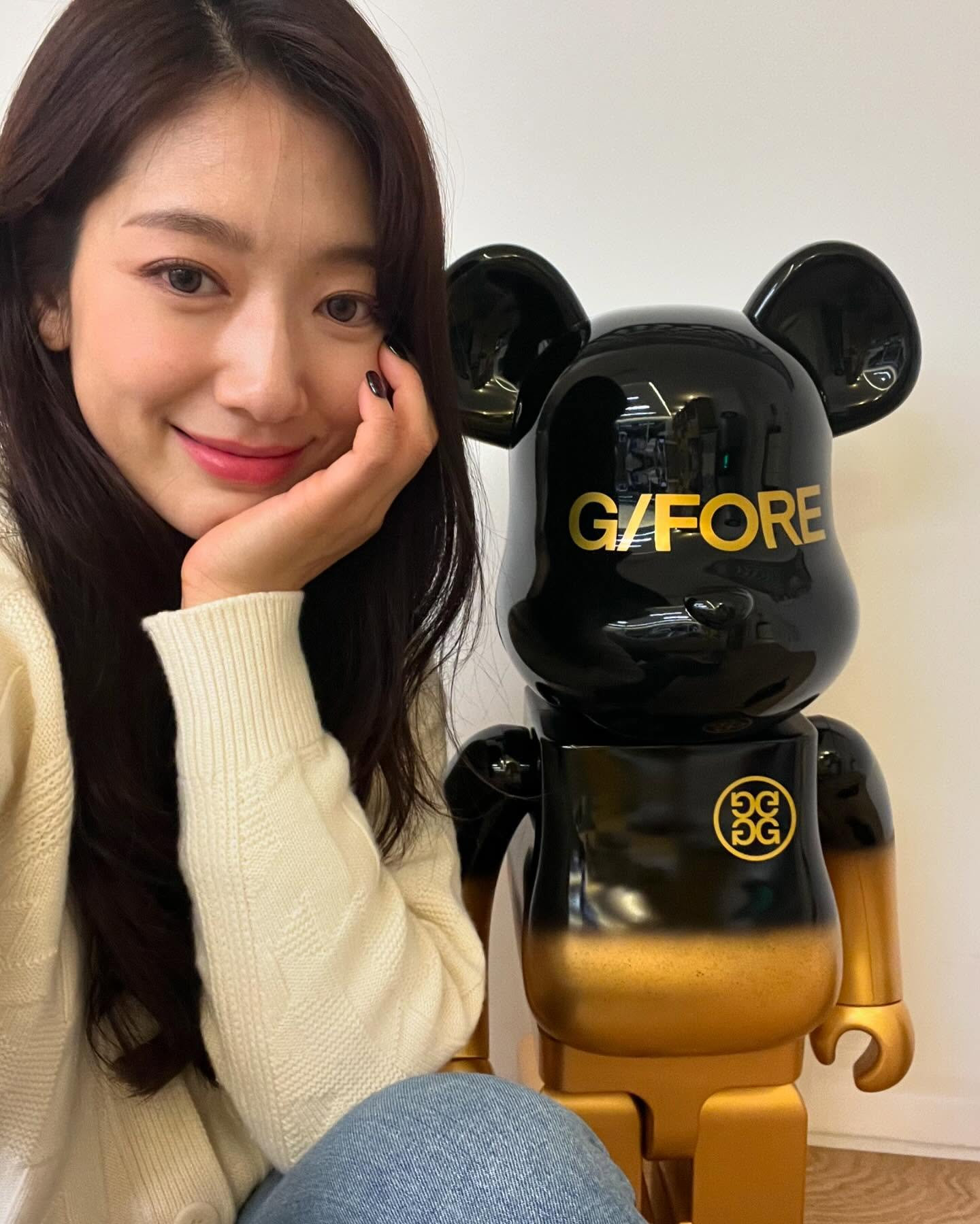 朴信惠[超话]  ✨ 来自地狱的法官  241127 ssinz7 ins更新1