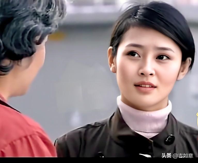 就是觉得“佟多多”美，在《金婚》里一出场就惊艳所有人，会不会有许多人模仿她进行医