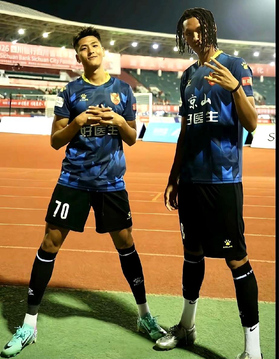 “严惩，必须严惩”——这话最近在川超球迷圈喊得震天响。2023年凉山队那场比赛，