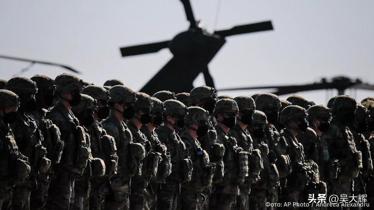 路透社援引消息人士报道，美国可能向中东增派数千名军人，包括参与针对伊朗的行动。