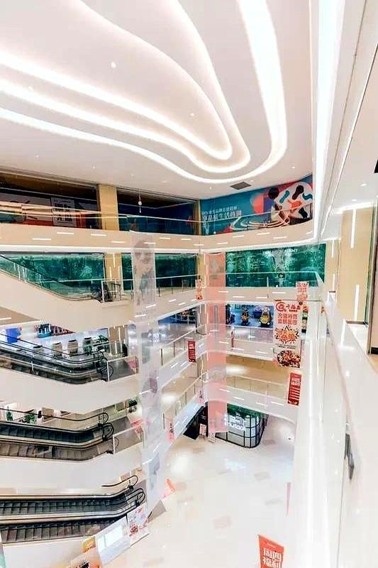 建筑高468米
安阳中州路这一片确实缺个大型购物商场，华联闭店后就更不方便。
