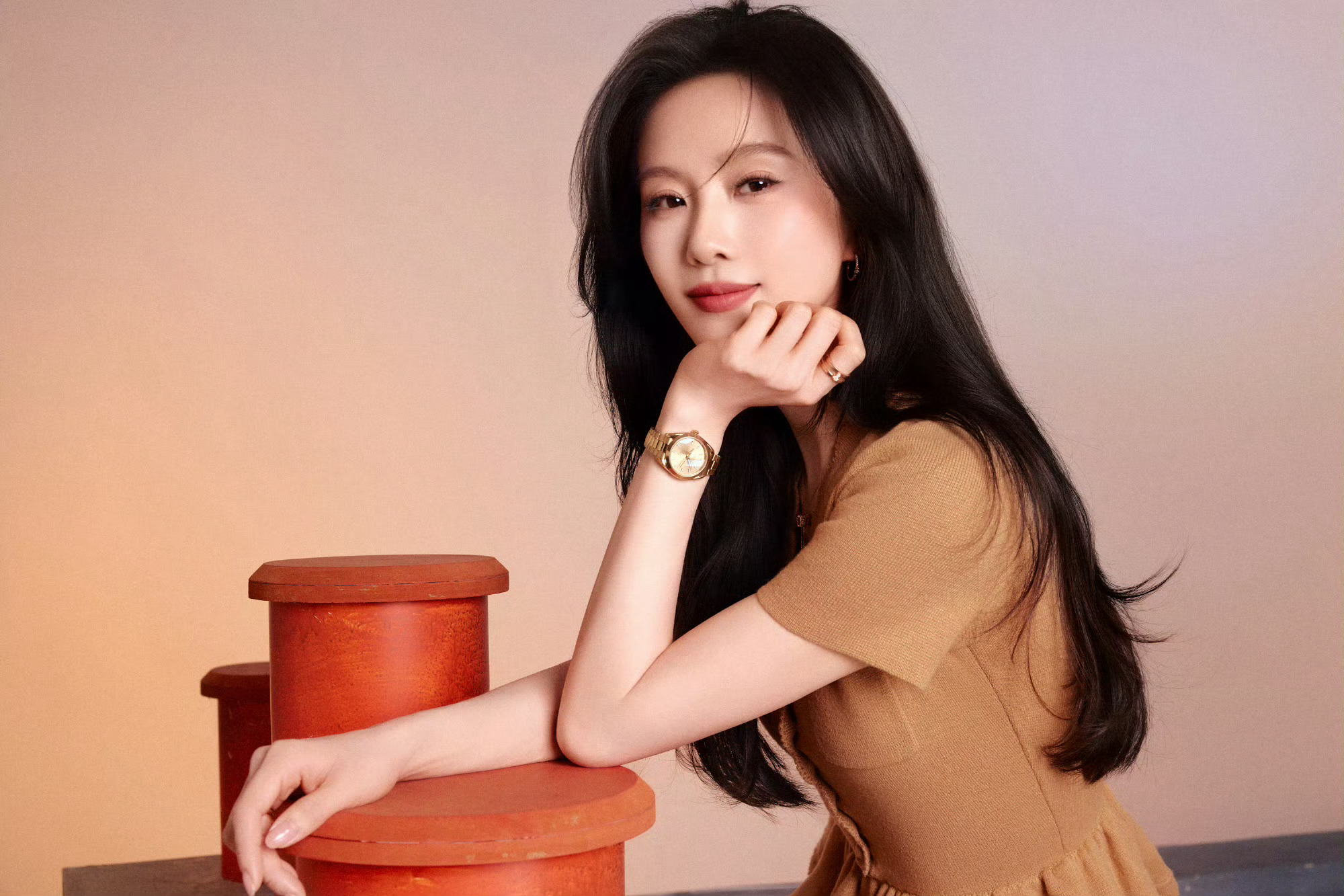 刘诗诗新春大片演绎Self-Portrait2026早春系列，温婉大气的一姐，新