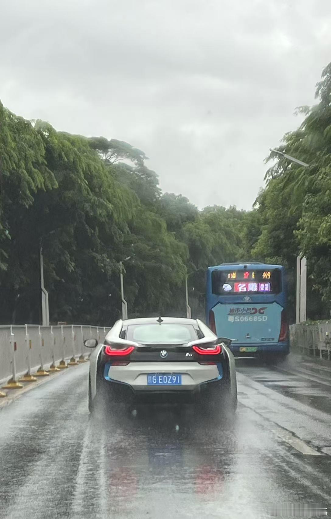 反正帅的车，永远都帅大v聊车宝马i8 ​​​
