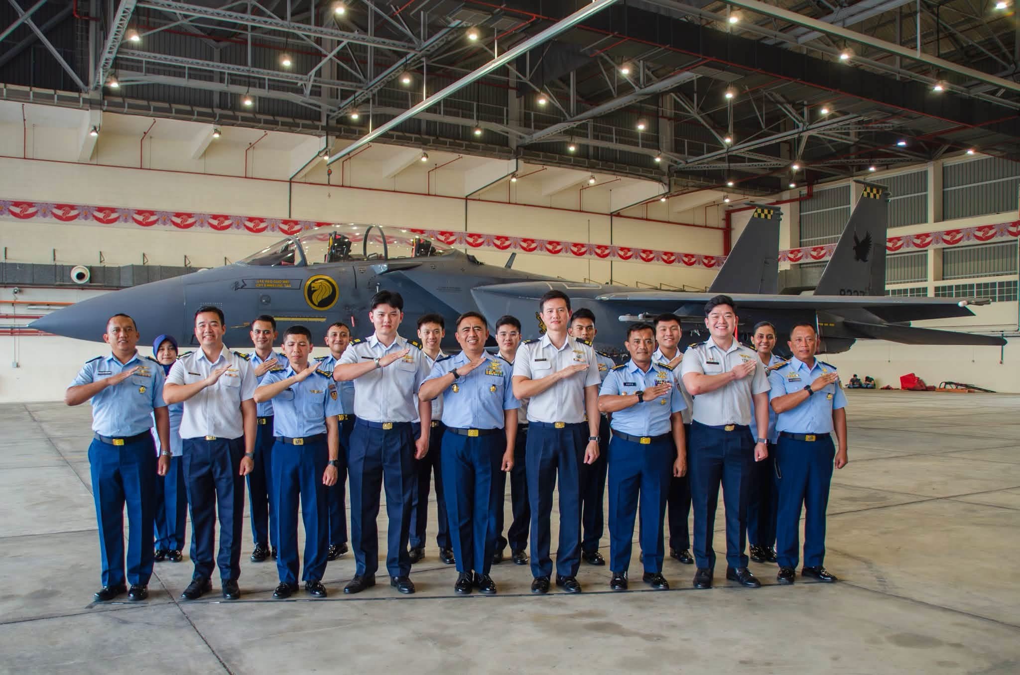 新加坡空军（RSAF）第149中队F15SG今日老鹰军用飞机信息汇 摄于与印尼空