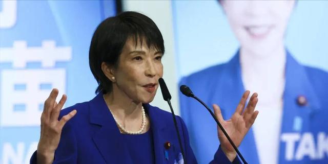 连发2道封海令，中方愤怒升级，北海舰队终于上场，高市紧急回应。高市现在已经成为众