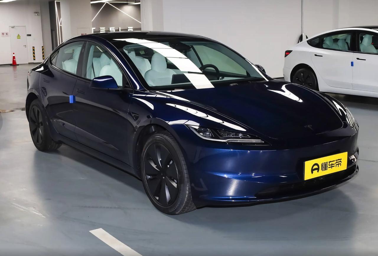 ��20-30万纯电轿车怎么选？Model 3 vs 小米SU7 vs 极氪00