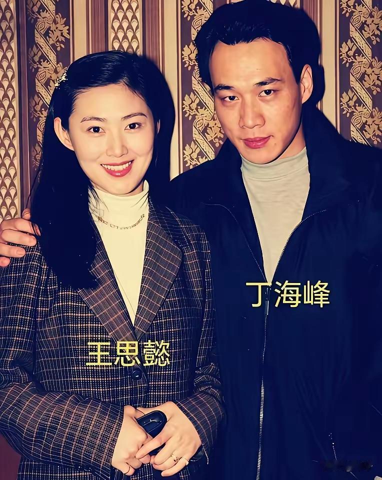 我就说潘金莲和武松是好朋友吧，你看这有图有真相的
在戏里他们是有着不共戴天之仇的