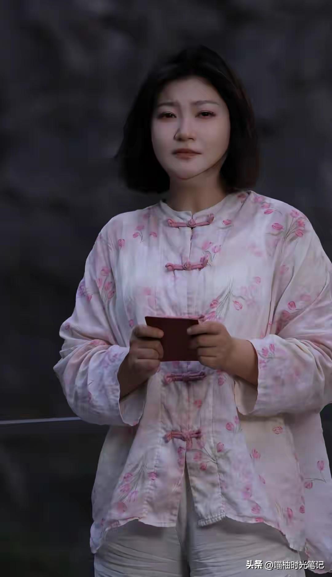 “我只是想离婚，怎么就这么难？”

这句话，不是出自某个被婚姻磨平了棱角的中年女