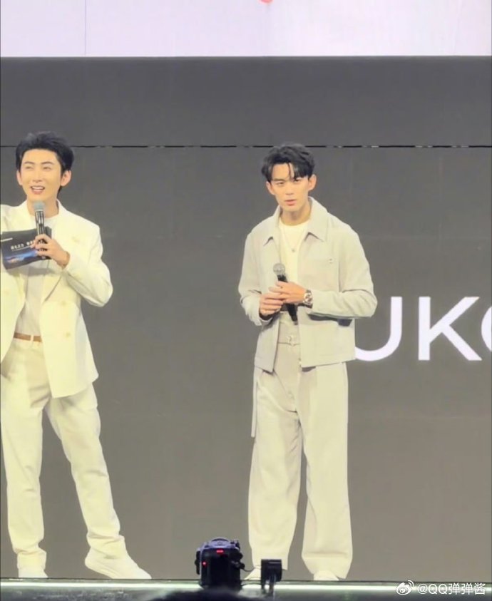 吴磊顾家好男人吴磊承认自己是顾家好男人吴磊被喊“顾家好男人”秒认领！ 粉丝一喊，