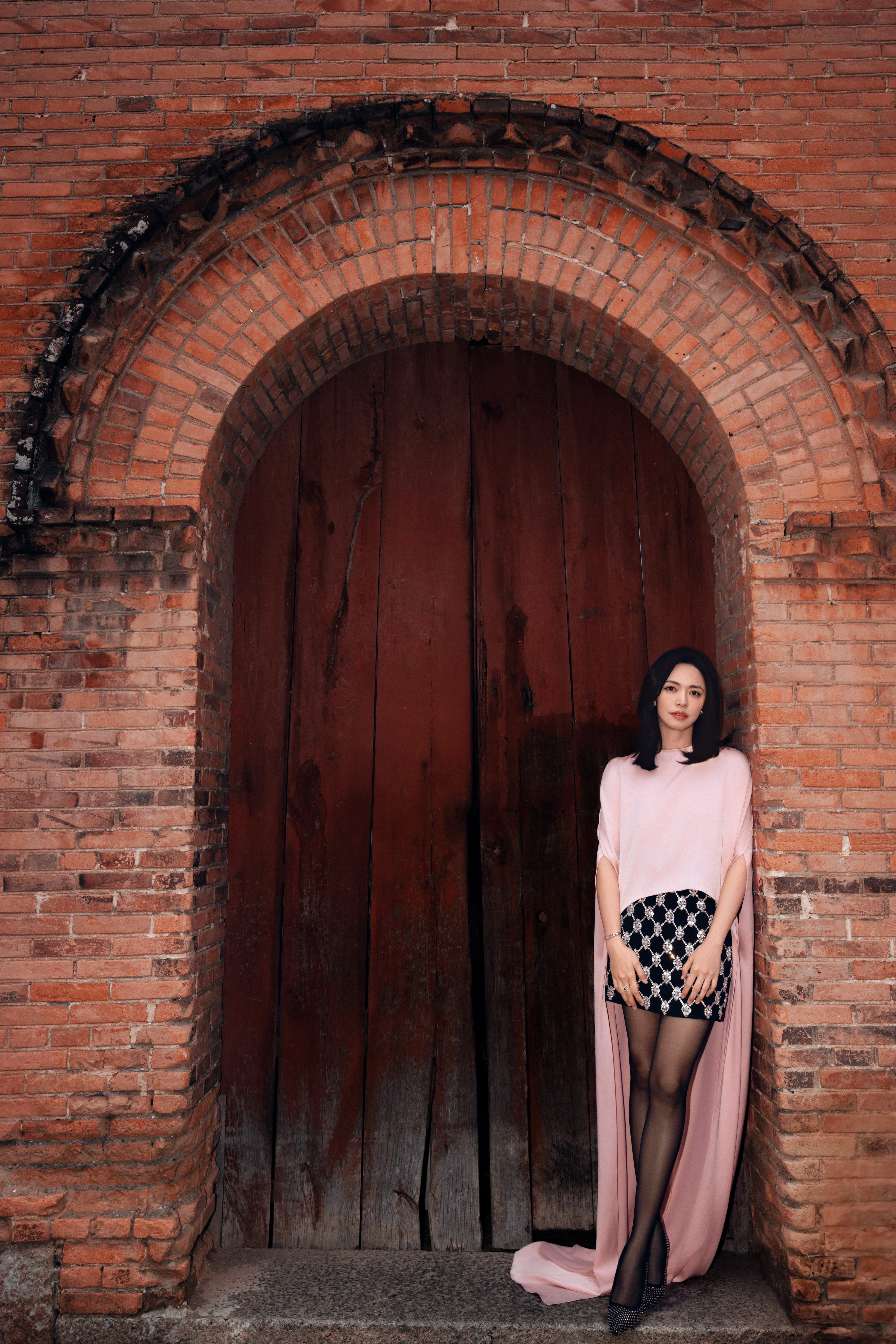 姚晨 🖤 2026福建春晚 ，新春黑丝大片 