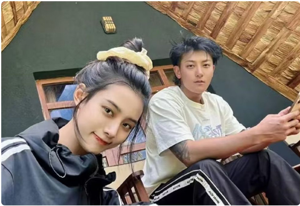 网友海外偶遇实锤！黄子韬徐艺洋赴美生子，疑似诞下男宝引热议 