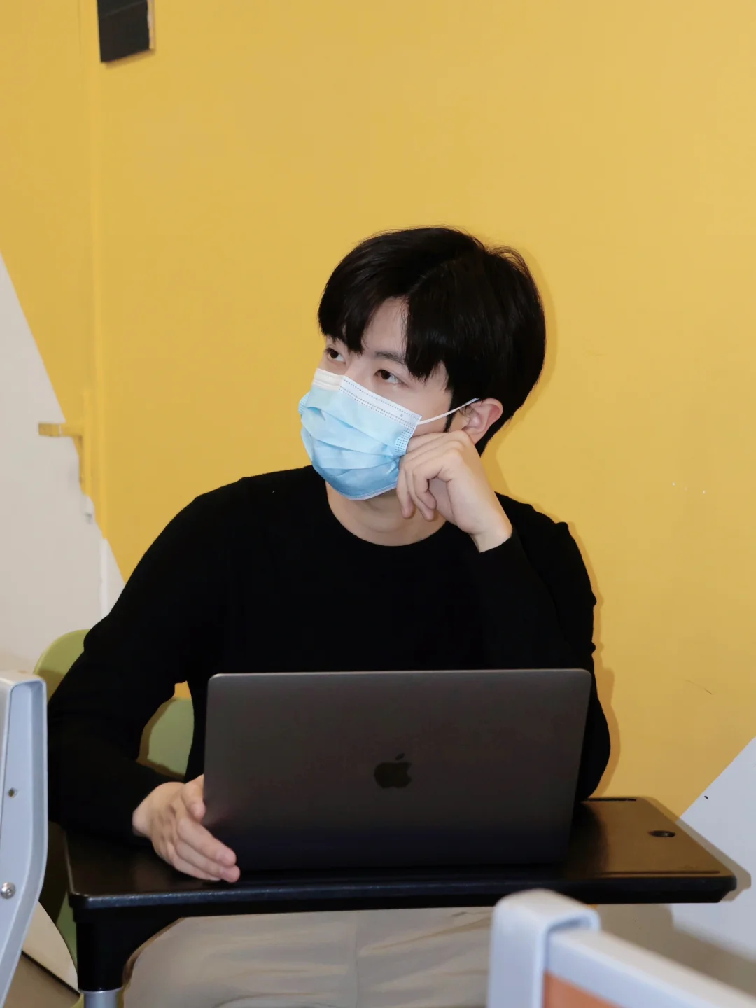 我，法学生，大学超会赚钱