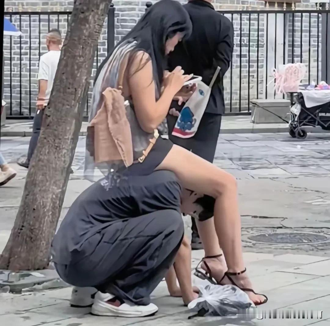 这男的是你么？真幸福啊！
男士都咋想的 真男人故事