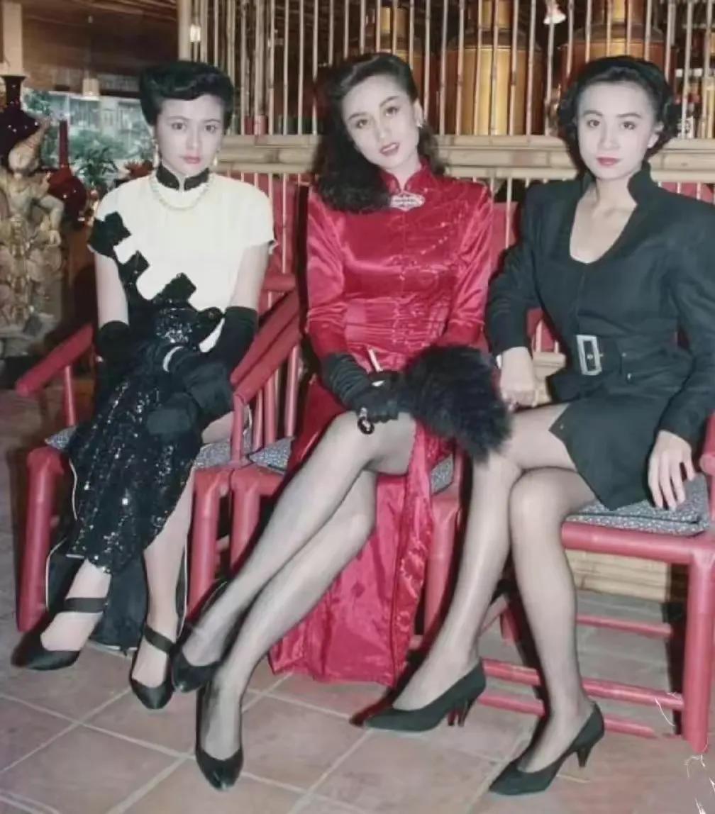 终于理解了李连杰当初为何拼命地追利智，这身材真的太绝了