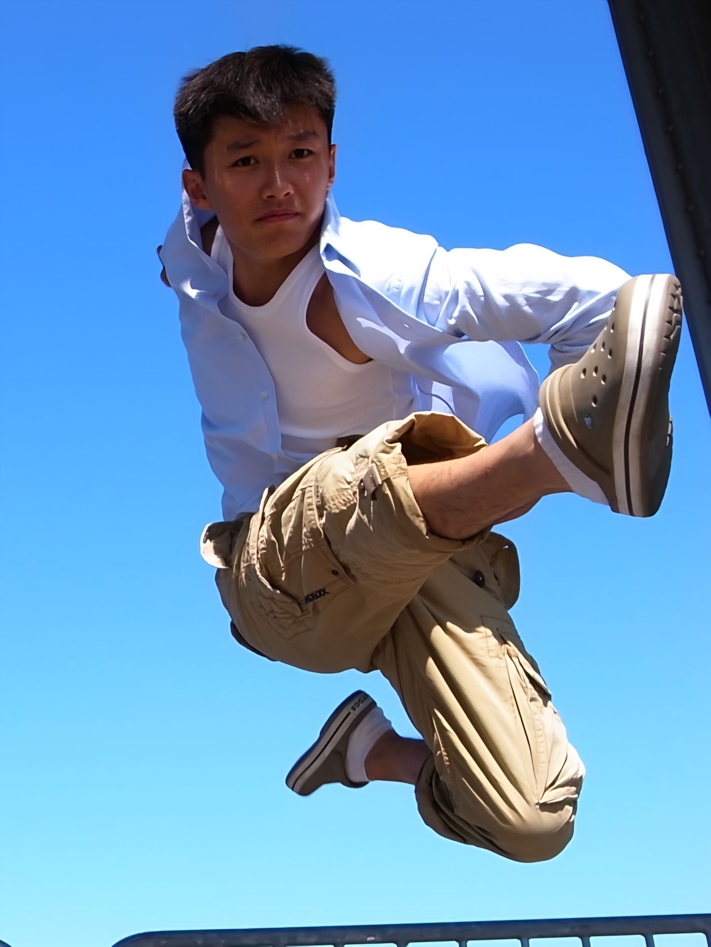 这造型真难拿 代旭 