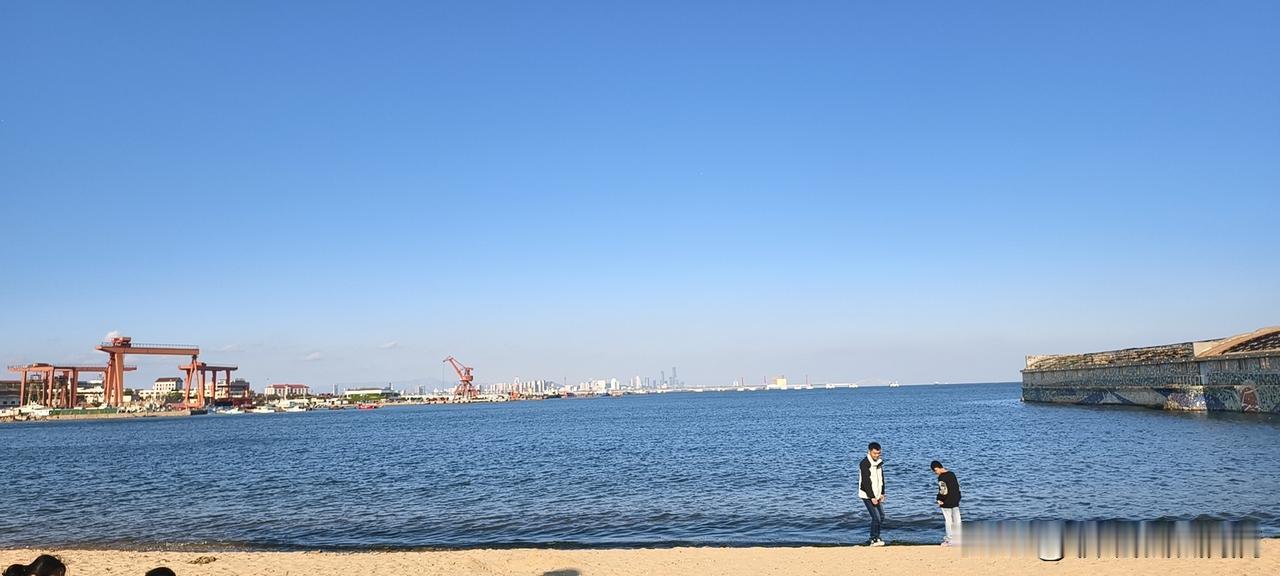 想让AI好好回答？先把你的问题说人话

今天刷到一个“AI使用秘籍”——说遇到重