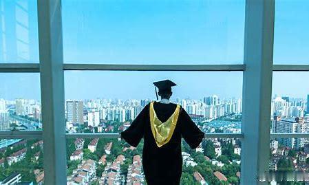 刚毕业的学弟学妹们：别跟风去挤互联网、去创业，毕业之后，抓紧考公务员、事业编，。